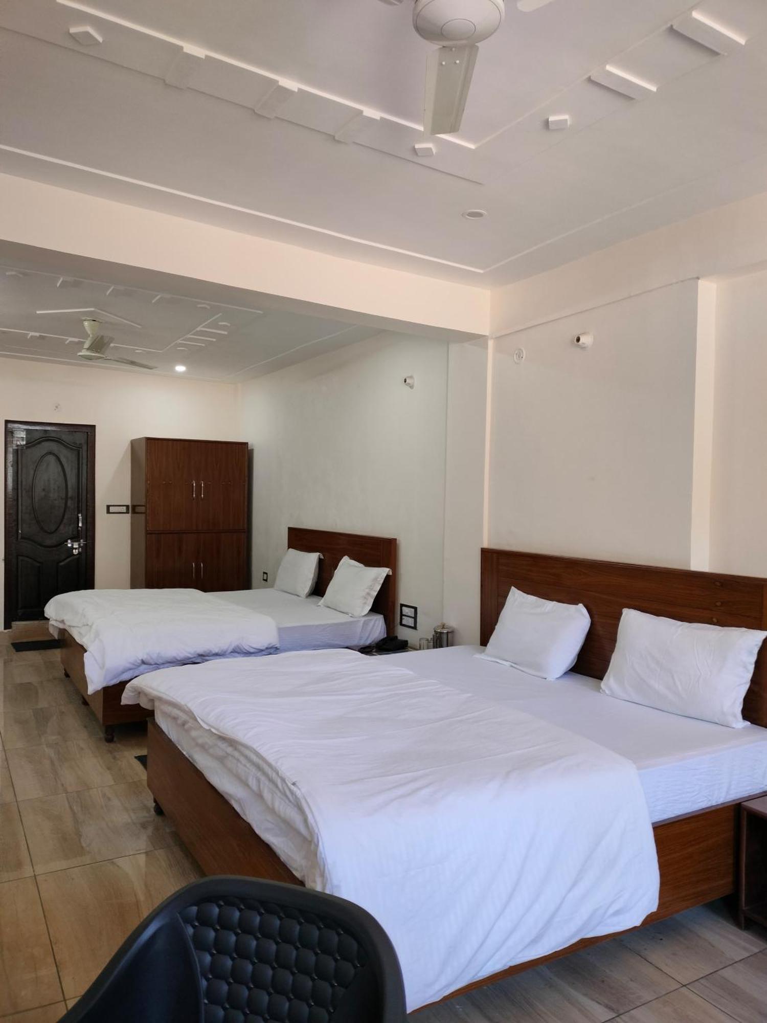 Hotel Lansblue Лансдаун Экстерьер фото